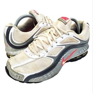 NIKE REAX RUN 5 Athletic Running Shoes